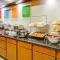 Comfort Suites Tyler South