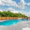 Quality Inn Clute Freeport