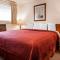 Quality Inn & Suites Bremerton near Naval Shipyard