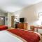 Quality Inn & Suites Eau Claire University Area