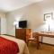 Quality Inn & Suites Eau Claire University Area