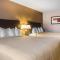 Quality Inn & Suites West Bend