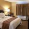 Quality Inn & Suites Sun Prairie Madison East