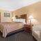 Quality Inn - Janesville