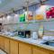 Quality Hotel and Conference Center Bluefield