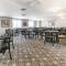 Quality Inn & Suites University-Airport