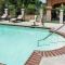 Comfort Suites Oil Center