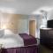 Quality Inn & Suites Yellowknife - Єллоунайф