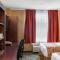 Quality Hotel & Suites