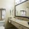 Quality Inn and Suites Silverthorne - Copper Mountain