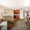 Quality Inn & Suites Tarpon Springs South