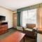 Quality Inn & Suites Tarpon Springs South