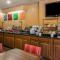 Comfort Inn & Suites Lakeland North I-4