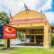 Econo Lodge Inn & Suites Columbus near Fort Benning