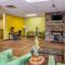 Econo Lodge Inn & Suites - Newton