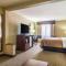 Quality Inn & Suites Salem near I-57