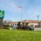 Quality Inn & Suites Woodstock near Lake Geneva - Woodstock