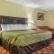 Quality Inn Bloomington Near University - 布卢明顿