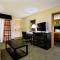 Quality Inn & Suites Moline - Quad Cities