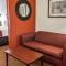 Comfort Suites near Indianapolis Airport