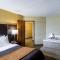 Holiday Inn Express - Fall River North - Фолл-Рівер