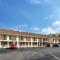 Econo Lodge Sturbridge Route 20 - ستيربريدج Econo Lodge Sturbridge Route 20 - ستيربريدج