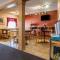 Econo Lodge Freeport - Brunswick Area