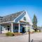 Quality Inn & Suites Beachfront - Mackinaw City