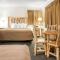 Quality Inn & Suites Mackinaw City Beachfront