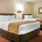 Comfort Inn Lakeside - Mackinaw City