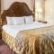 Clarion Hotel Mackinaw City Beachfront