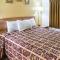 Rodeway Inn & Suites Austin - Austin