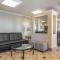 Econo Lodge Inn & Suites Joplin