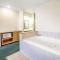 FairBridge Inn & Suites Glendive - غلينديف
