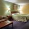 Rodeway Inn & Suites Plymouth Hwy 64