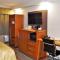 Quality Inn & Suites Raleigh North Raleigh - Raleigh