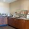 Comfort Inn & Suites Watford City