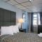 Hammock Inn & Suites North Beach Hotel - Сисайд-Хайтс