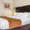 Comfort Inn & Suites LaGuardia Airport - Queens