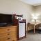 Quality Inn & Suites Fishkill South near I-84