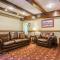 Clarion Inn & Suites at the Outlets of Lake George - Lake George