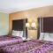 Amherst Inn & Suites