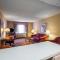 Comfort Inn & Suites Hawthorne - Hawthorne