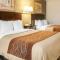 Quality Inn Defiance