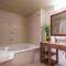 Comfort Suites Tulsa Central