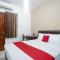 RedDoorz near Eka Hospital BSD City - Tangerang