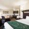 Travelodge by Wyndham Livonia - Livonia