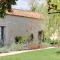 Demeures et Châteaux - Le Portail en Marais Poitevin
