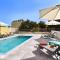 Los Algodones Cottage with Pool - 因赫尼奥