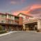 The Oaks Hotel & Suites